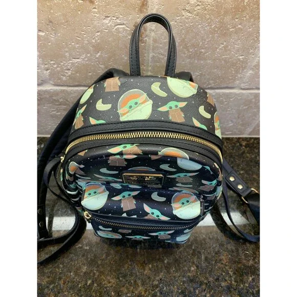 Loungefly Disney Parks Star Wars The Mandalorian Grogu Yoda Backpack Like New - Picture 5 of 12